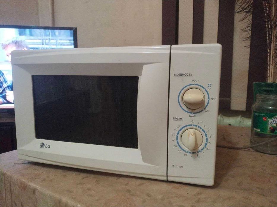 Микроволновка LG