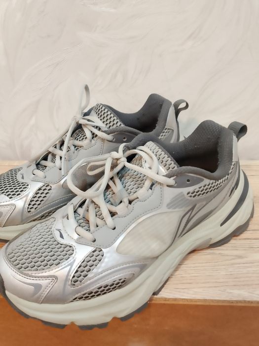 Продаются кросовки оригинал li-ning