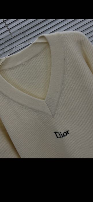 Pulover Christian Dior, model 2026