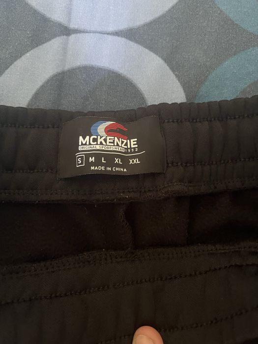 Pantaloni scurti mckenzie