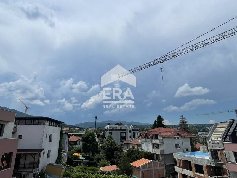 ERA Тера предлага за продажба многостаен мезонет в новостроящ се затво