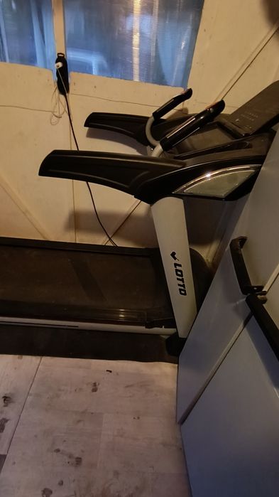 Vând banda alergare lotto