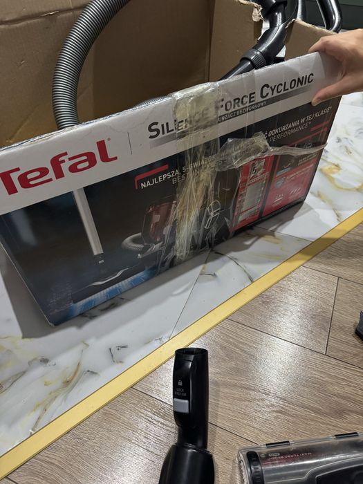 Пылесос Tefal Silence Force Cyclonic
