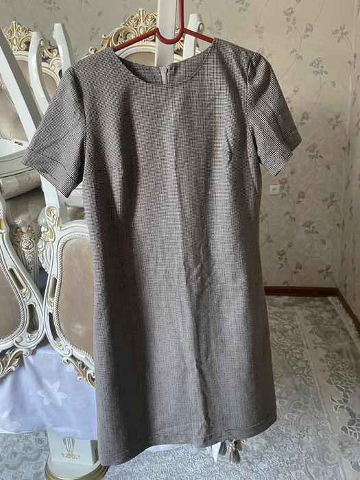 Платья, кофта в хорошем состоянии