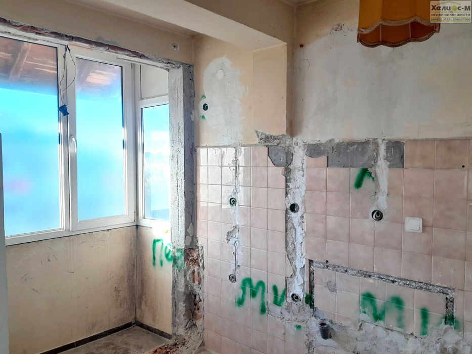 Продава се Четиристаен апартамент в Монтана, Изгрев - 116 кв.м за 765 €/кв.м - Снимка #4