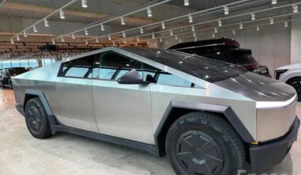 Tesla Cybertruck AWD — Elektr pikap