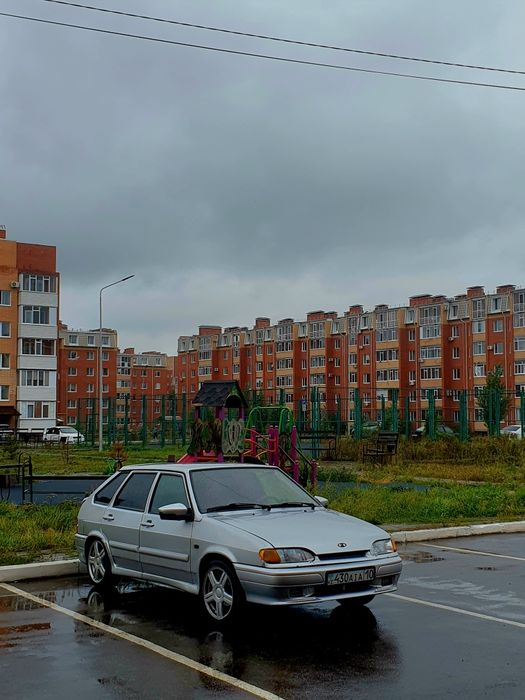 Лада Ваз 2114 год 2005