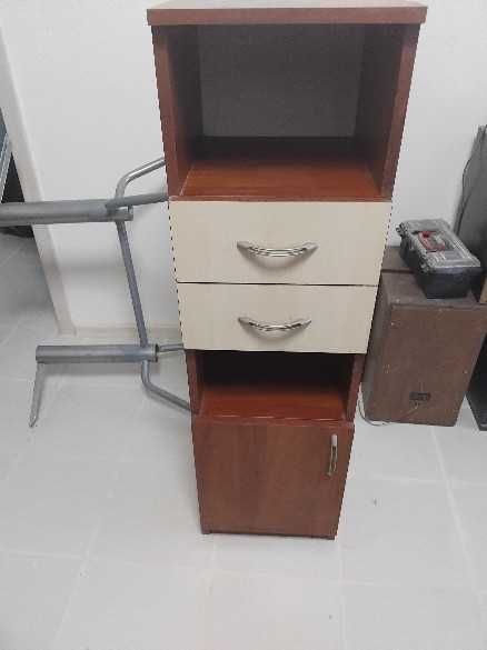 продава холна секция -2 модула,запазена