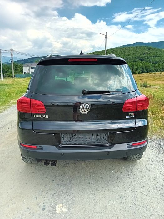 Volkswagen  Tiguan   Bluemoțion  Lounge 81 KW /110 Cai  2,0 Diesel. .