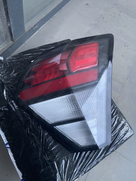 Hyundai Kona десен стоп