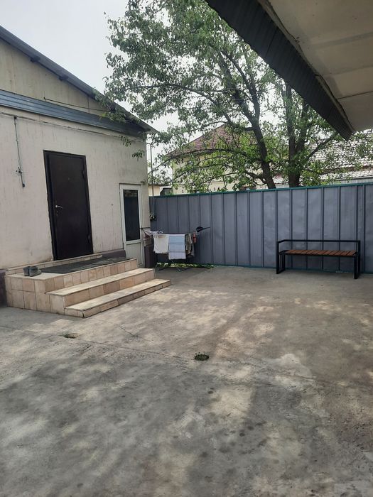 Продам дом с .Пакровка  из 7 комнат  120 кв