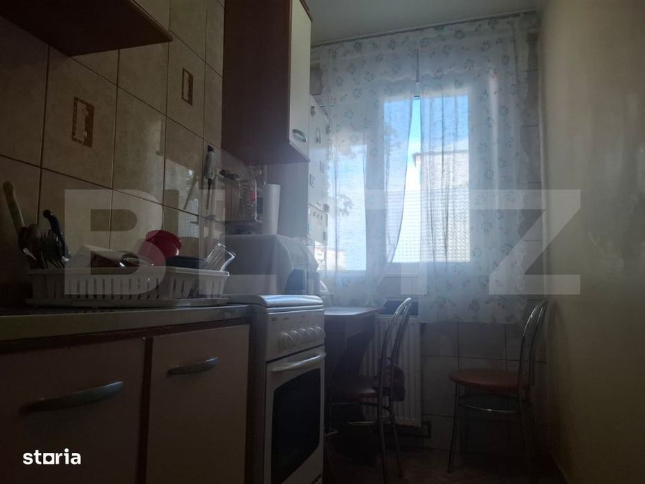 Apartament de vanzare, 40 mp, etaj 1, zona  superba si linistita