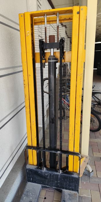 Продам Штабелер ручной