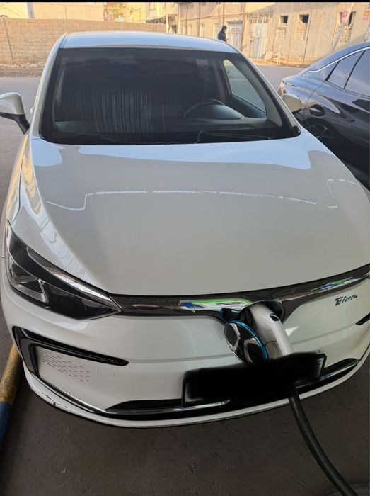 Электромобиль сотилади