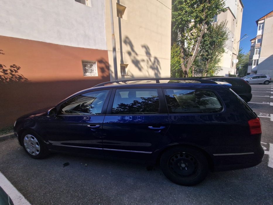 VW Passat B6 SPORTLine anul 2010 Motor 2.0TDi 140 CP Euro 5