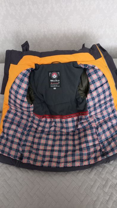 Зимняя куртка на мальчика