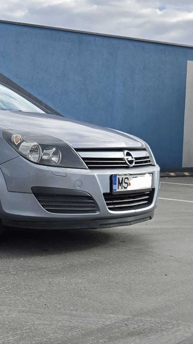Opel Astra H 1,6 benzina