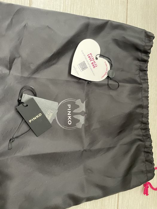 Pinko оригинална чанта Пинко