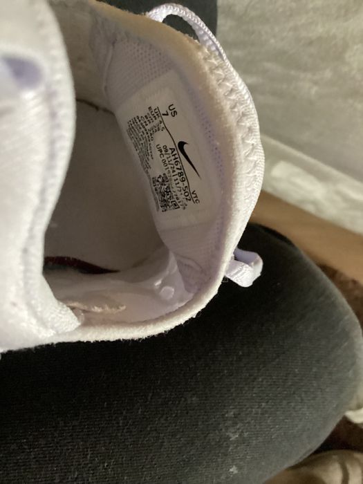 Сникърс и NIKE AIR МAX №38