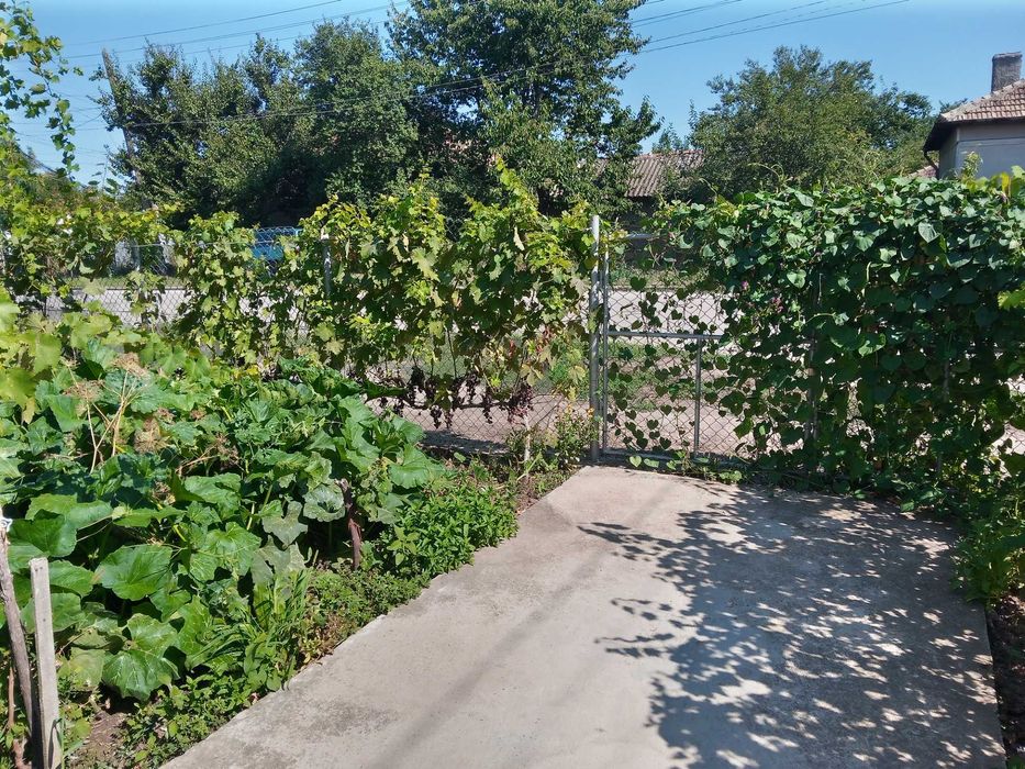 Къща.2-ри етаж в Град Генерал Тошево.