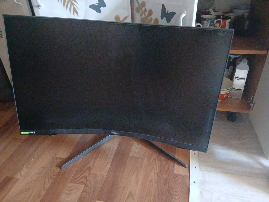 Продам игровой монитор изогнутый