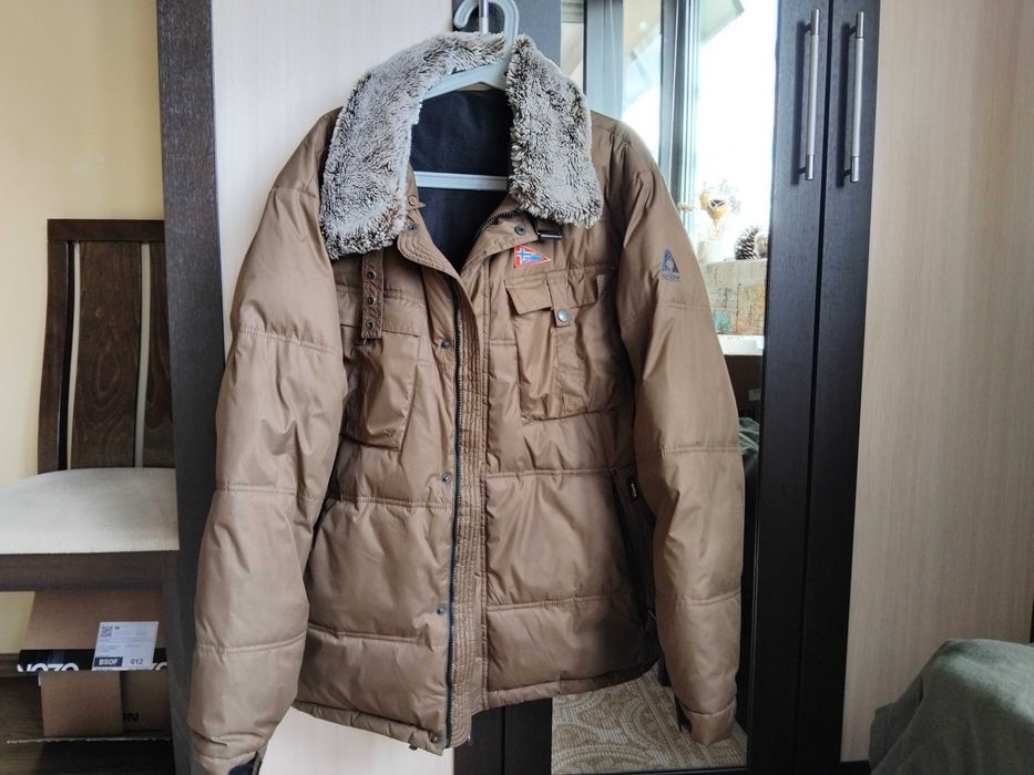 Мъжко висококачествено зимно яке !