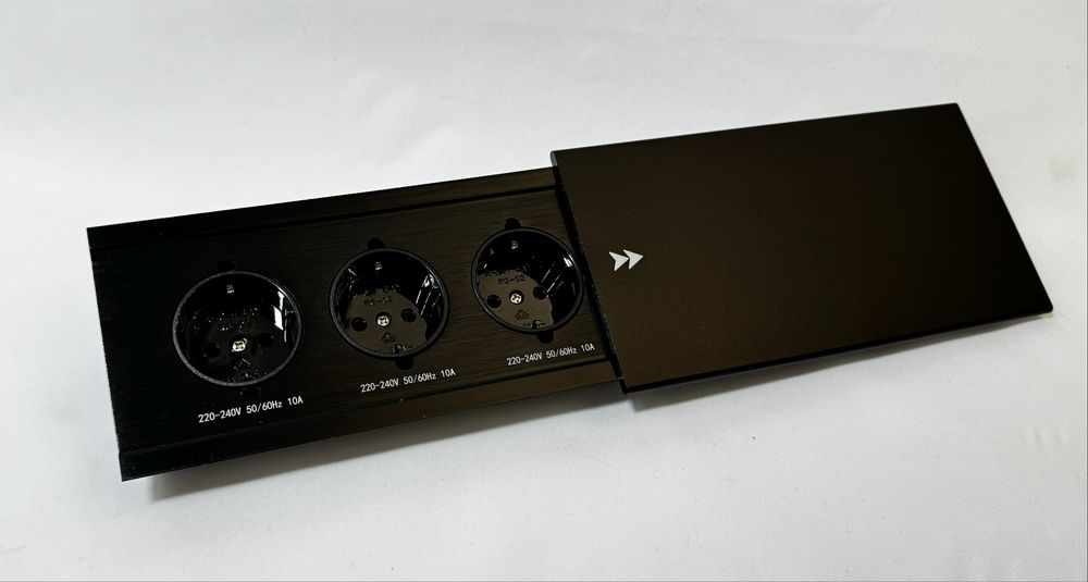 Настольная розетка Наполная розетка Лючок Люк Socket Розетка короб