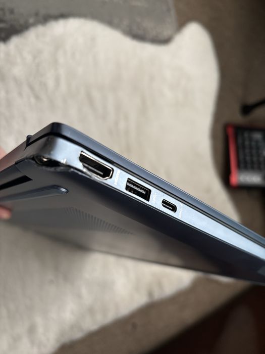 Лаптоп HP pavilion