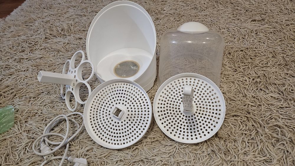 Sterilizator electric chicco cu abur pt biberoane,tetine,suzete etc
