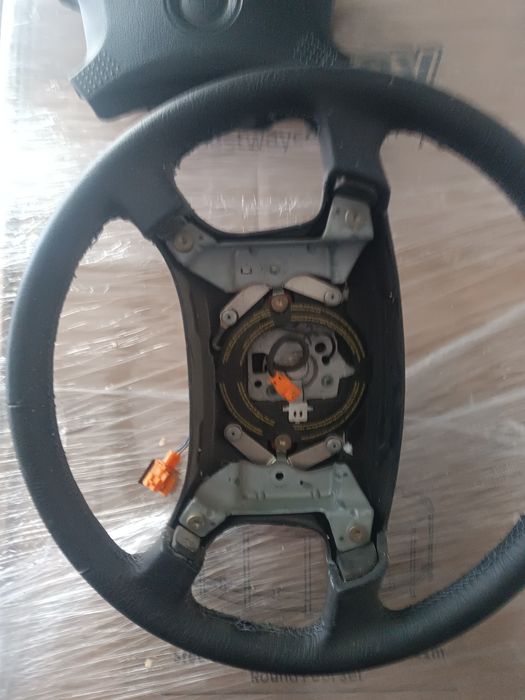 Продам руль на БМВ Е34