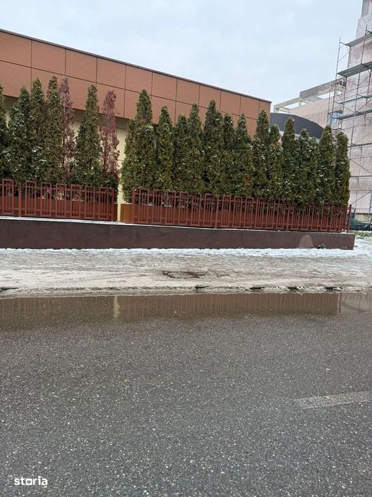 Vand Spatiu Comercial pretabil Pentru ori ce activitate