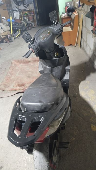 Продам скутер м8 150куб