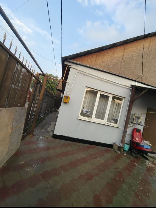 Продам дом в отличном районе