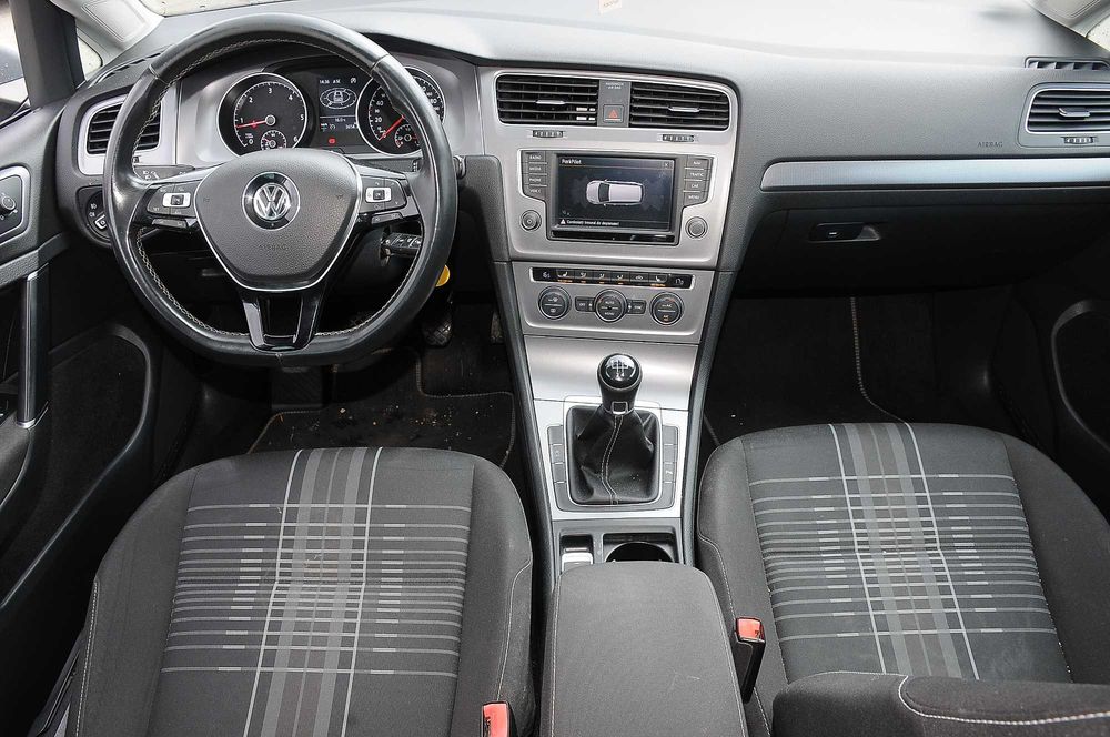 VW Golf 7 Lounge 2017 1.6TDi 110 CP E6 clima navi, recent adus Germania 162.000 km, 9.200 €