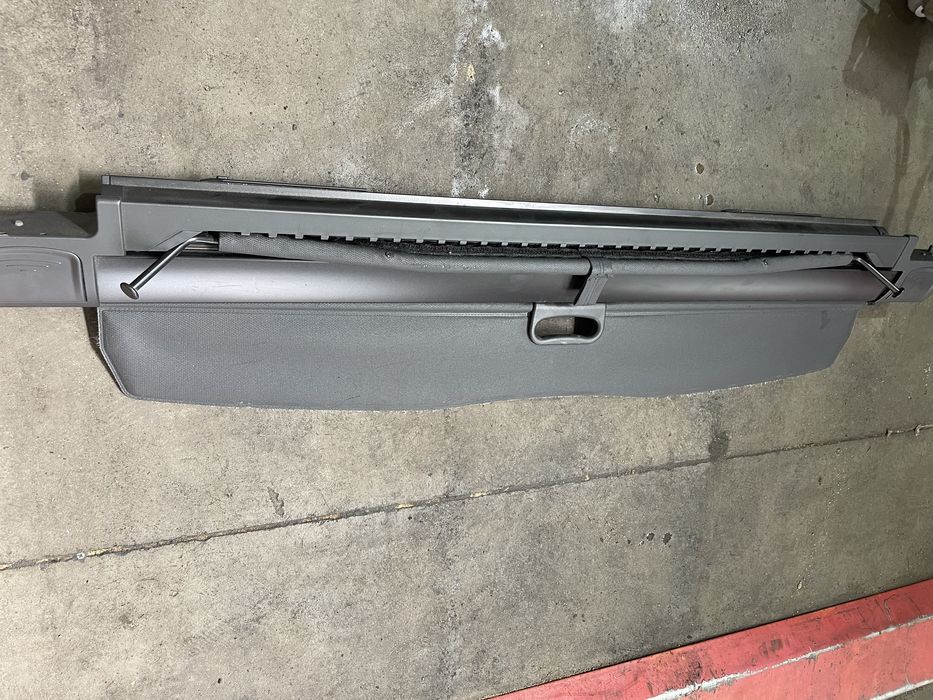 Щора багажник БМВ Е91 (shtora bmw e91)