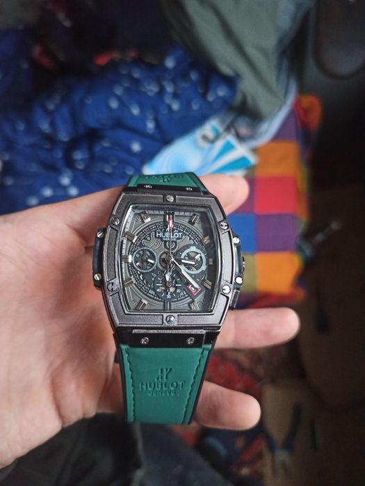 Часы наручные Hublot