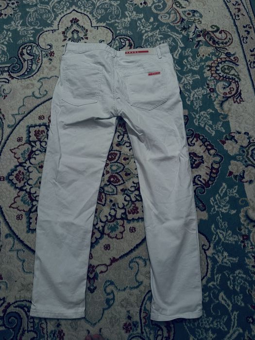 Брюки белые в стиле Prada Sport