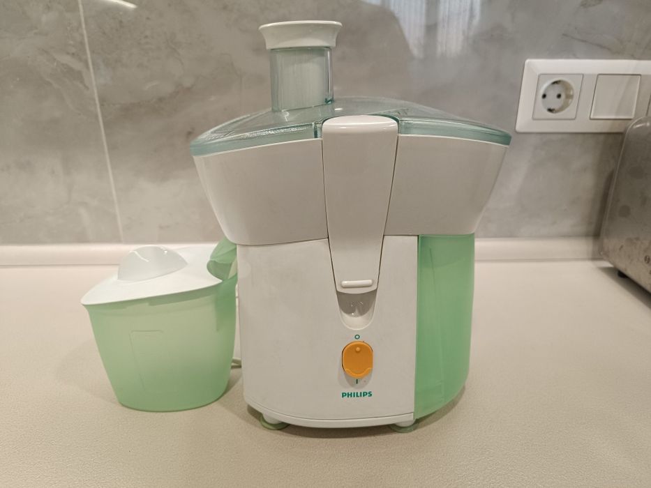 Соковыжималка Philips HR 1821