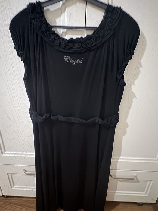 Продам платья футляр