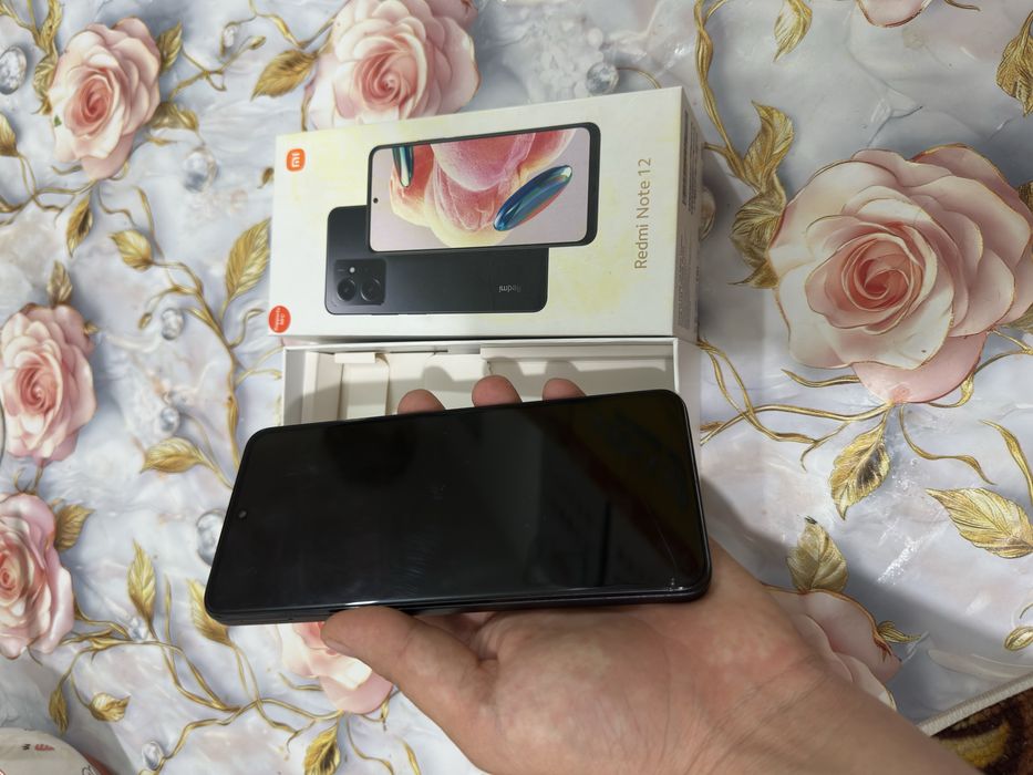 Redmi note 12 ,  8/128 Gb , karopka dakumentli