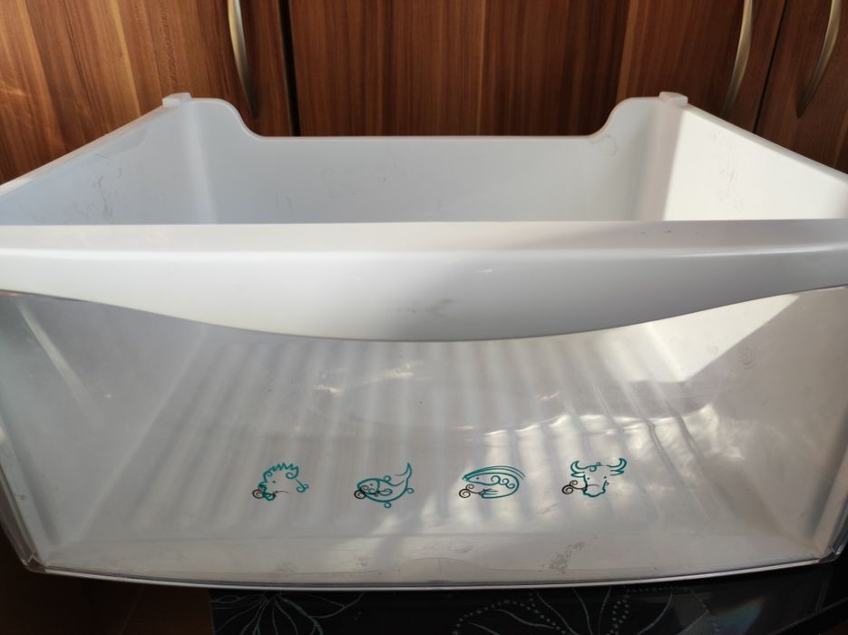 Продам ящики от холодильника