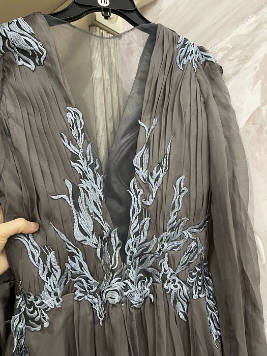 Вечернее платье