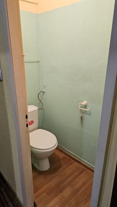 Тристаен Тракия 97 кв.  От собственик ! + мазе  и свободно паркиране