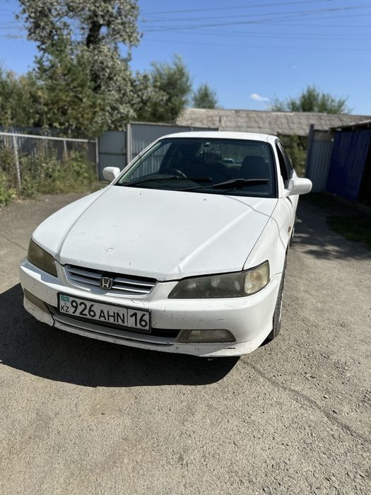 Продам машину срочно