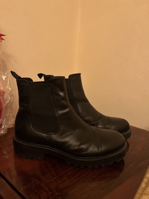 Ghete Vagabond de piele