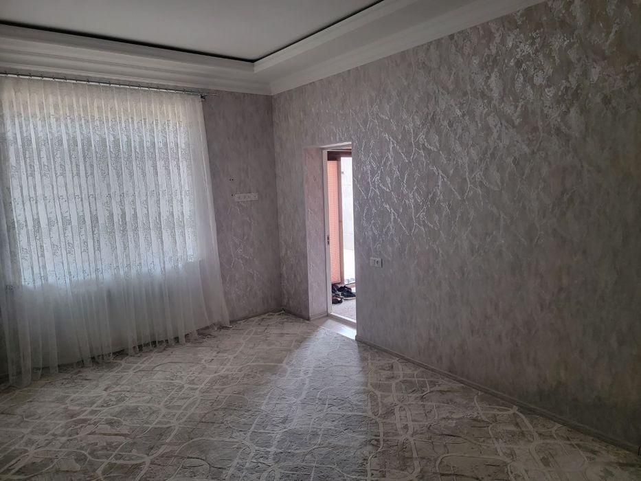 Hovli uchastka sotiladi