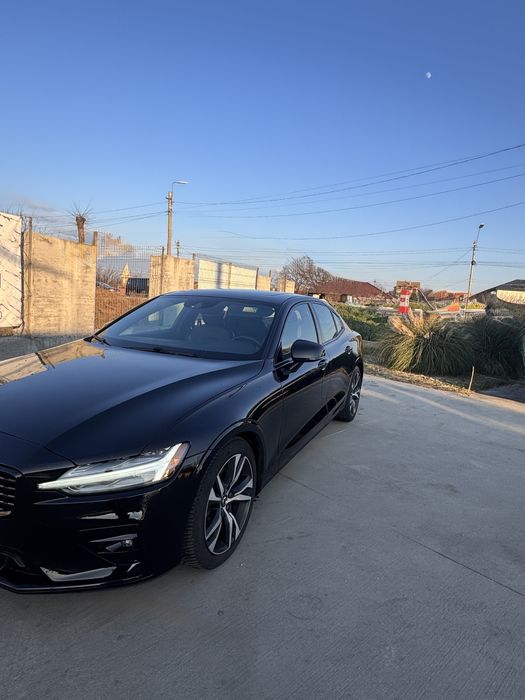 volvo S60 t6 2019 310hp 2.0 l benzina black edition