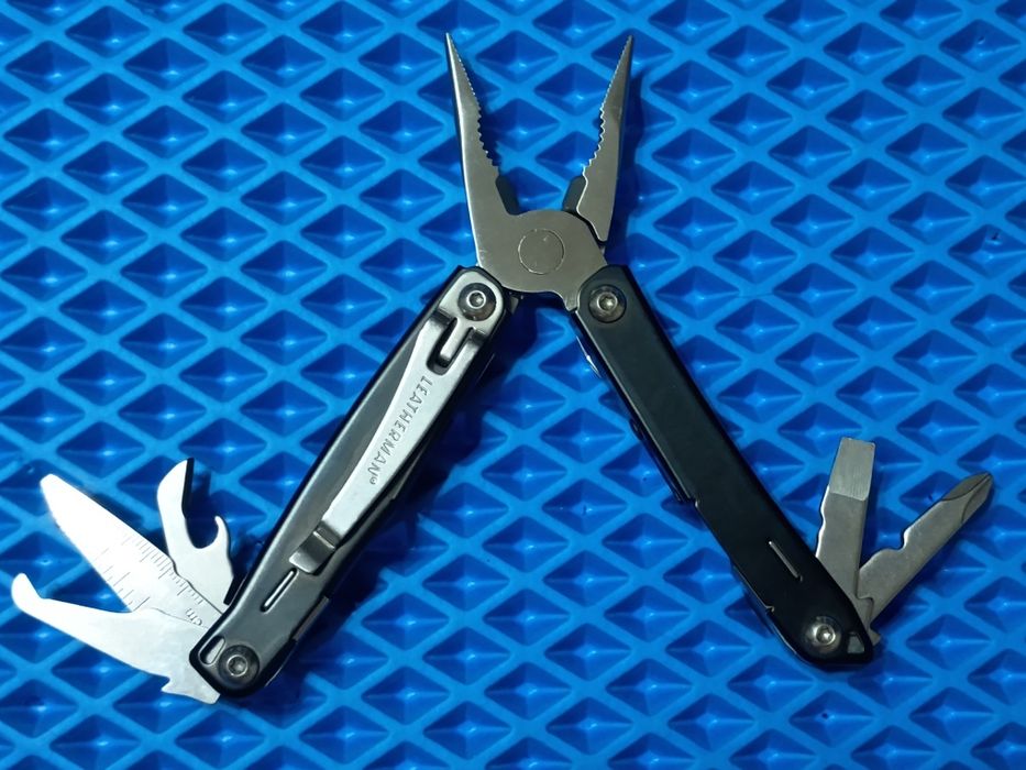 Продам мультитул Leatherman Wingman