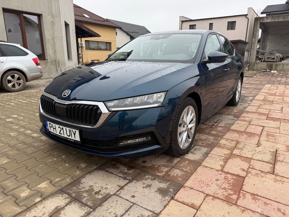 Skoda Octavia Skoda Octavia 1.4 benzina 140 cai plug in hibryd 90000 km impecabila