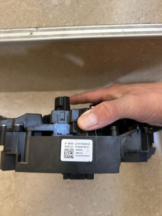 Лентов кабел сензор за завиване за кола с бутон!